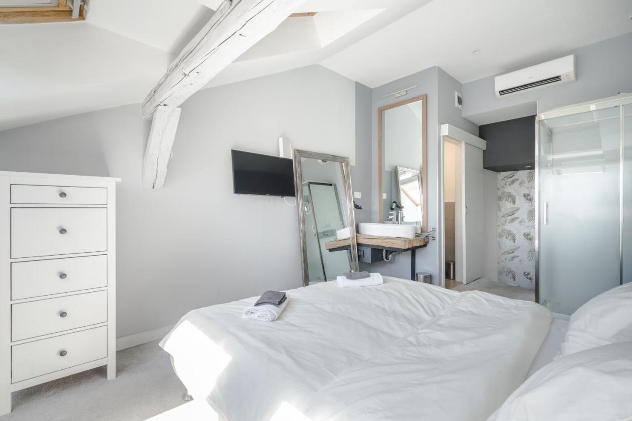 Nador Boutique- Location, By Bqa * Budapest