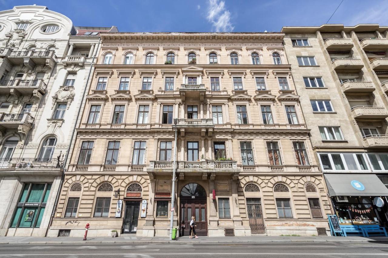 Nador Boutique- Location, By Bqa * Budapest